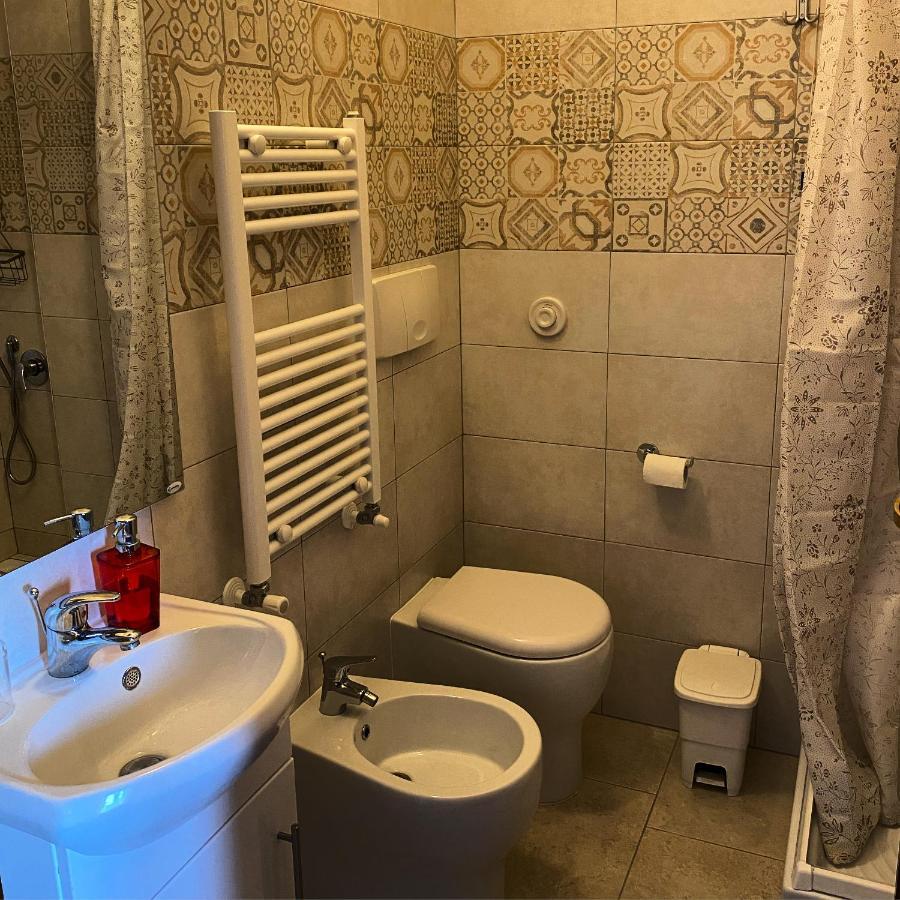 B&B Ai Glicini - Castelli Romani Marino Εξωτερικό φωτογραφία